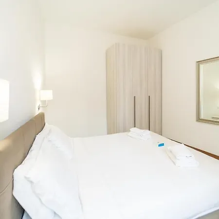 Flat With Ac And Wifi Apartament